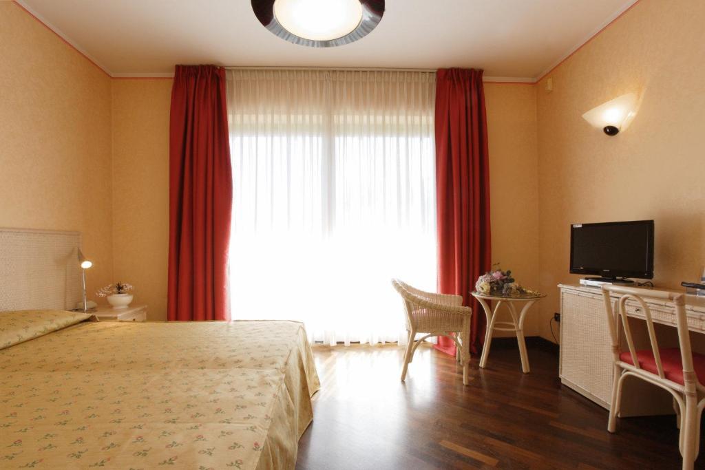 Serravalle Golf Hotel Serravalle Scrivia Zewnętrze zdjęcie