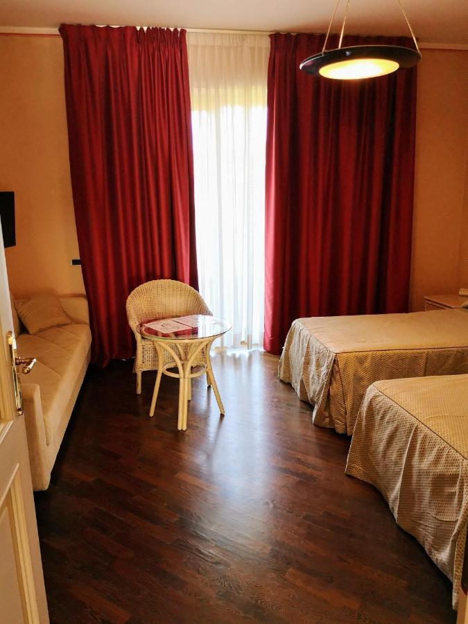 Serravalle Golf Hotel Serravalle Scrivia Zewnętrze zdjęcie
